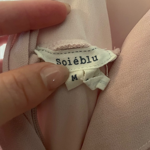 Beautiful Blush Maxi Dress. Size M. - Picture 3 of 3
